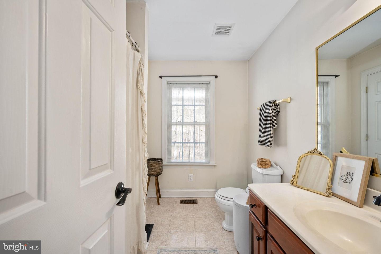 11912 SAWHILL BLVD, SPOTSYLVANIA, Virginia 22553, 5 Bedrooms Bedrooms, 12 Rooms Rooms,6 BathroomsBathrooms,Residential,For sale,11912 SAWHILL BLVD,VASP2038370 MLS # VASP2038370