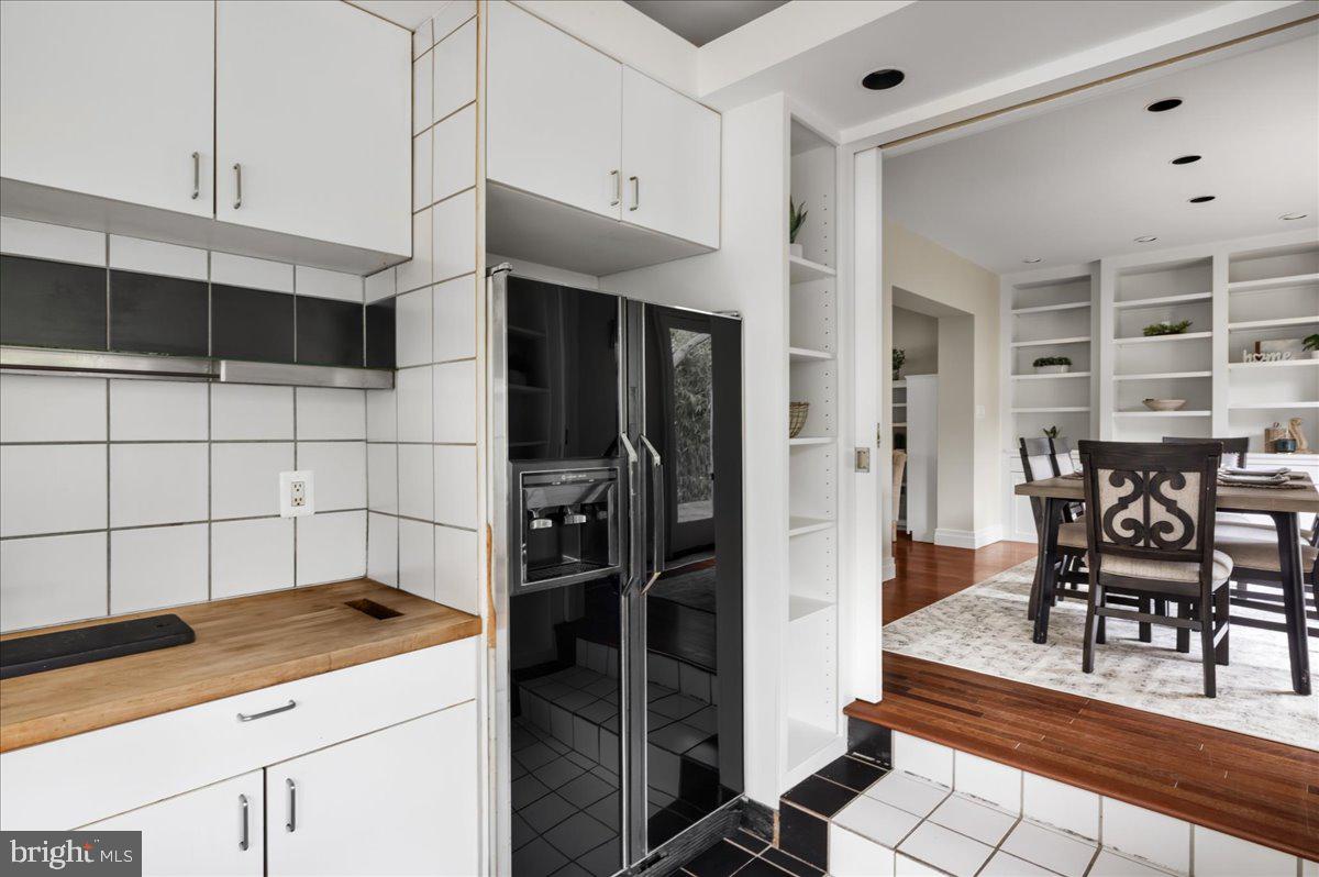 7953 BOLLING DR, ALEXANDRIA, Virginia 22308, 3 Bedrooms Bedrooms, ,2 BathroomsBathrooms,Residential,For sale,7953 BOLLING DR,VAFX2283836 MLS # VAFX2283836