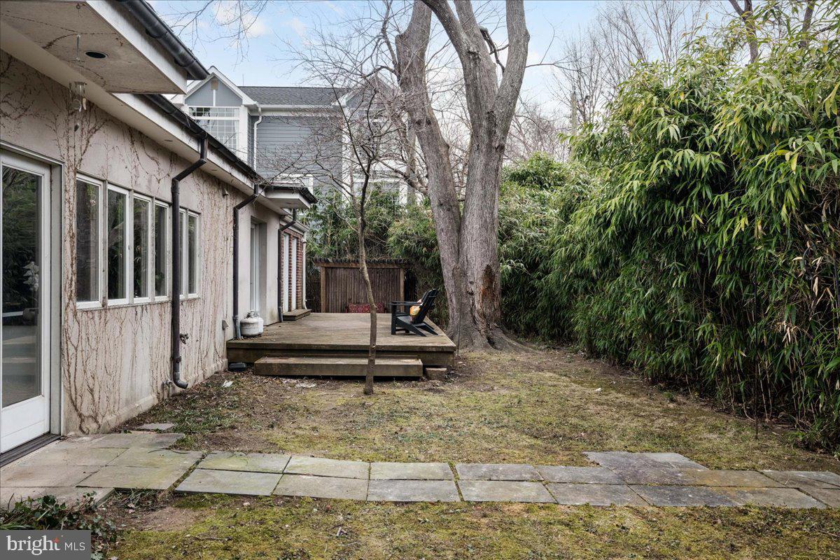 7953 BOLLING DR, ALEXANDRIA, Virginia 22308, 3 Bedrooms Bedrooms, ,2 BathroomsBathrooms,Residential,For sale,7953 BOLLING DR,VAFX2283836 MLS # VAFX2283836