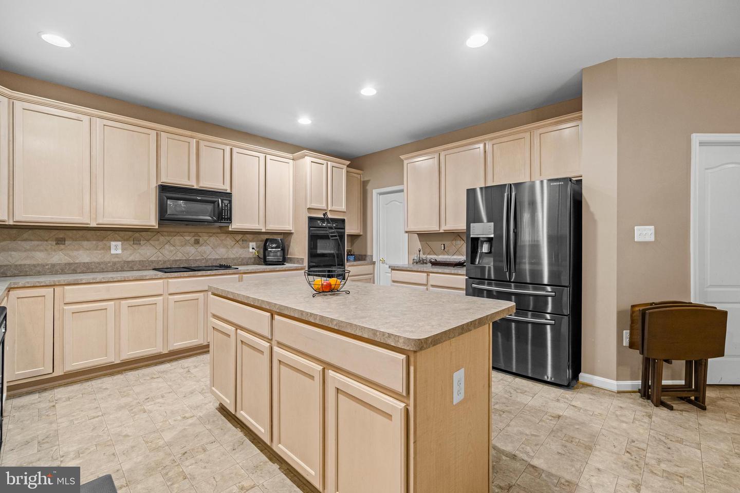 10416 ROLLING RIDGE DR, SPOTSYLVANIA, Virginia 22553, 6 Bedrooms Bedrooms, ,5 BathroomsBathrooms,Residential,For sale,10416 ROLLING RIDGE DR,VASP2038380 MLS # VASP2038380