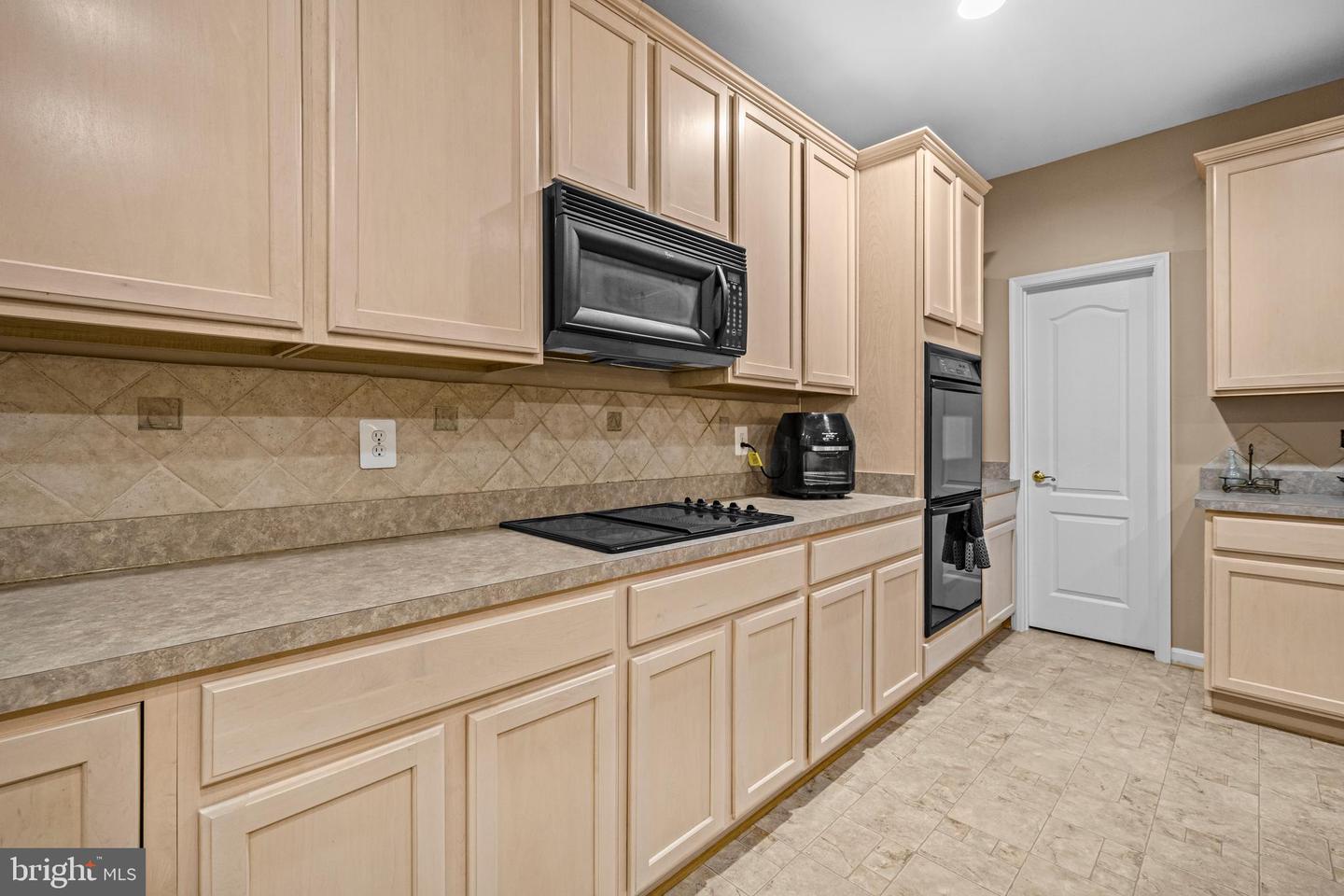 10416 ROLLING RIDGE DR, SPOTSYLVANIA, Virginia 22553, 6 Bedrooms Bedrooms, ,5 BathroomsBathrooms,Residential,For sale,10416 ROLLING RIDGE DR,VASP2038380 MLS # VASP2038380