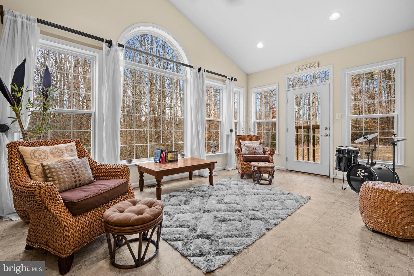 10416 ROLLING RIDGE DR, SPOTSYLVANIA, Virginia 22553, 6 Bedrooms Bedrooms, ,5 BathroomsBathrooms,Residential,For sale,10416 ROLLING RIDGE DR,VASP2038380 MLS # VASP2038380