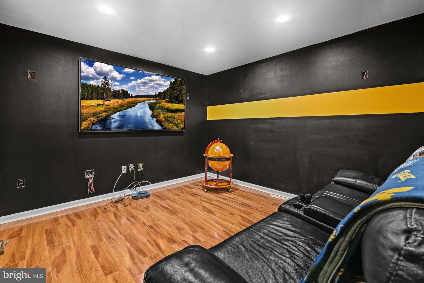 10416 ROLLING RIDGE DR, SPOTSYLVANIA, Virginia 22553, 6 Bedrooms Bedrooms, ,5 BathroomsBathrooms,Residential,For sale,10416 ROLLING RIDGE DR,VASP2038380 MLS # VASP2038380