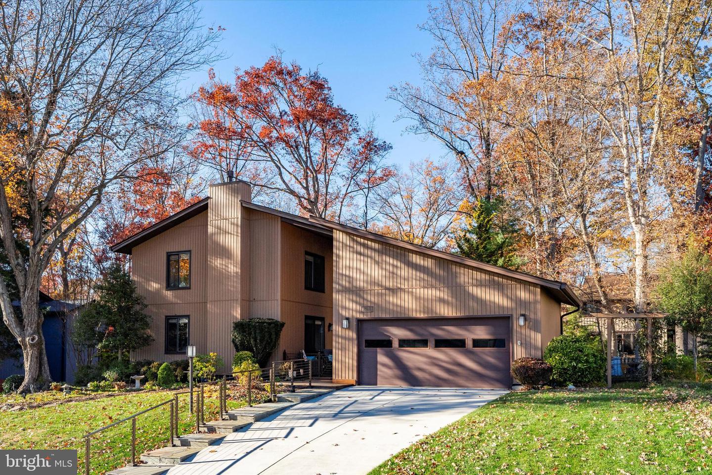 10518 ACACIA LN, FAIRFAX, Virginia 22032, 4 Bedrooms Bedrooms, ,3 BathroomsBathrooms,Residential,For sale,10518 ACACIA LN,VAFX2283930 MLS # VAFX2283930