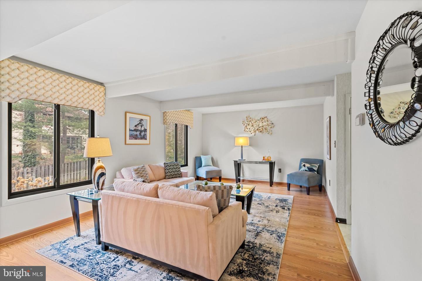 10518 ACACIA LN, FAIRFAX, Virginia 22032, 4 Bedrooms Bedrooms, ,3 BathroomsBathrooms,Residential,For sale,10518 ACACIA LN,VAFX2283930 MLS # VAFX2283930