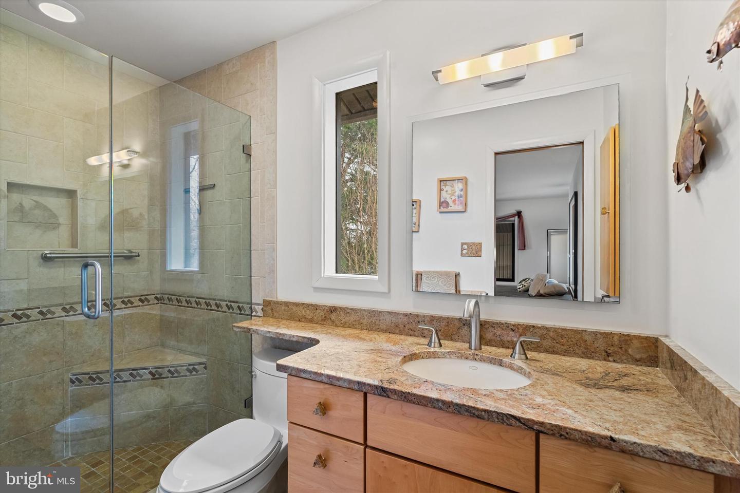 10518 ACACIA LN, FAIRFAX, Virginia 22032, 4 Bedrooms Bedrooms, ,3 BathroomsBathrooms,Residential,For sale,10518 ACACIA LN,VAFX2283930 MLS # VAFX2283930