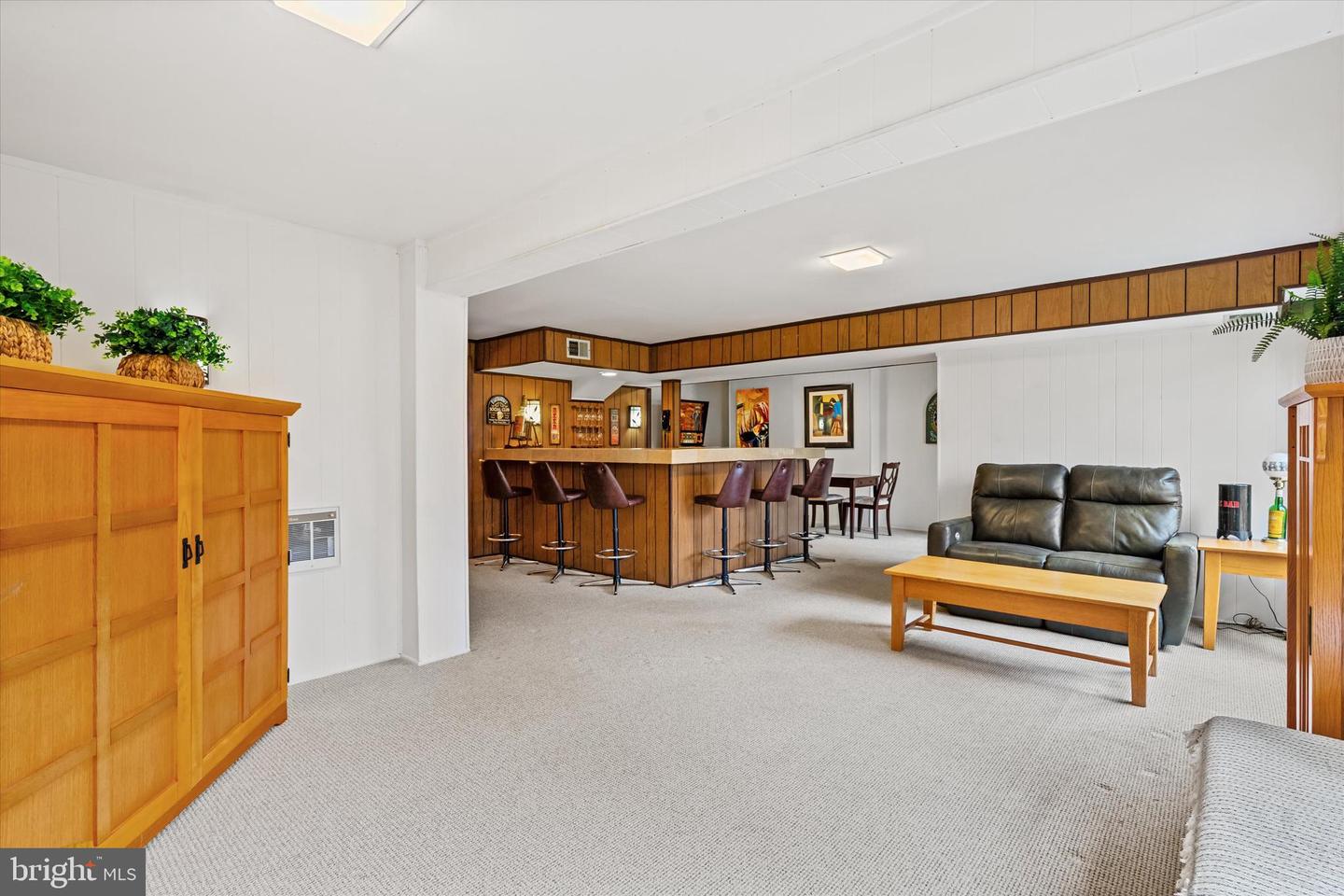 10518 ACACIA LN, FAIRFAX, Virginia 22032, 4 Bedrooms Bedrooms, ,3 BathroomsBathrooms,Residential,For sale,10518 ACACIA LN,VAFX2283930 MLS # VAFX2283930