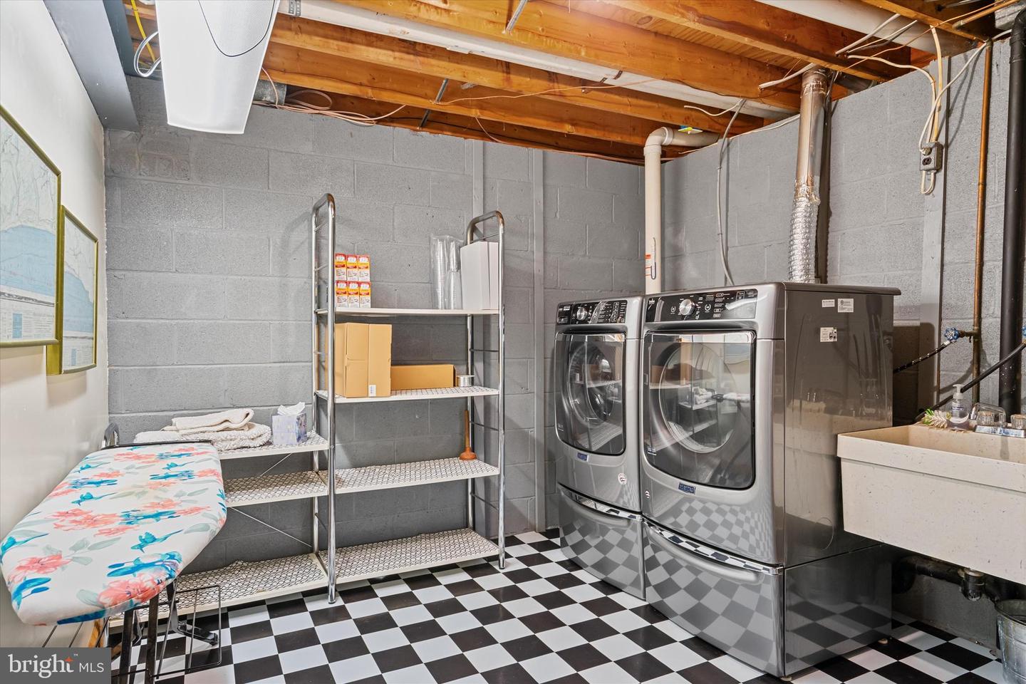 10518 ACACIA LN, FAIRFAX, Virginia 22032, 4 Bedrooms Bedrooms, ,3 BathroomsBathrooms,Residential,For sale,10518 ACACIA LN,VAFX2283930 MLS # VAFX2283930