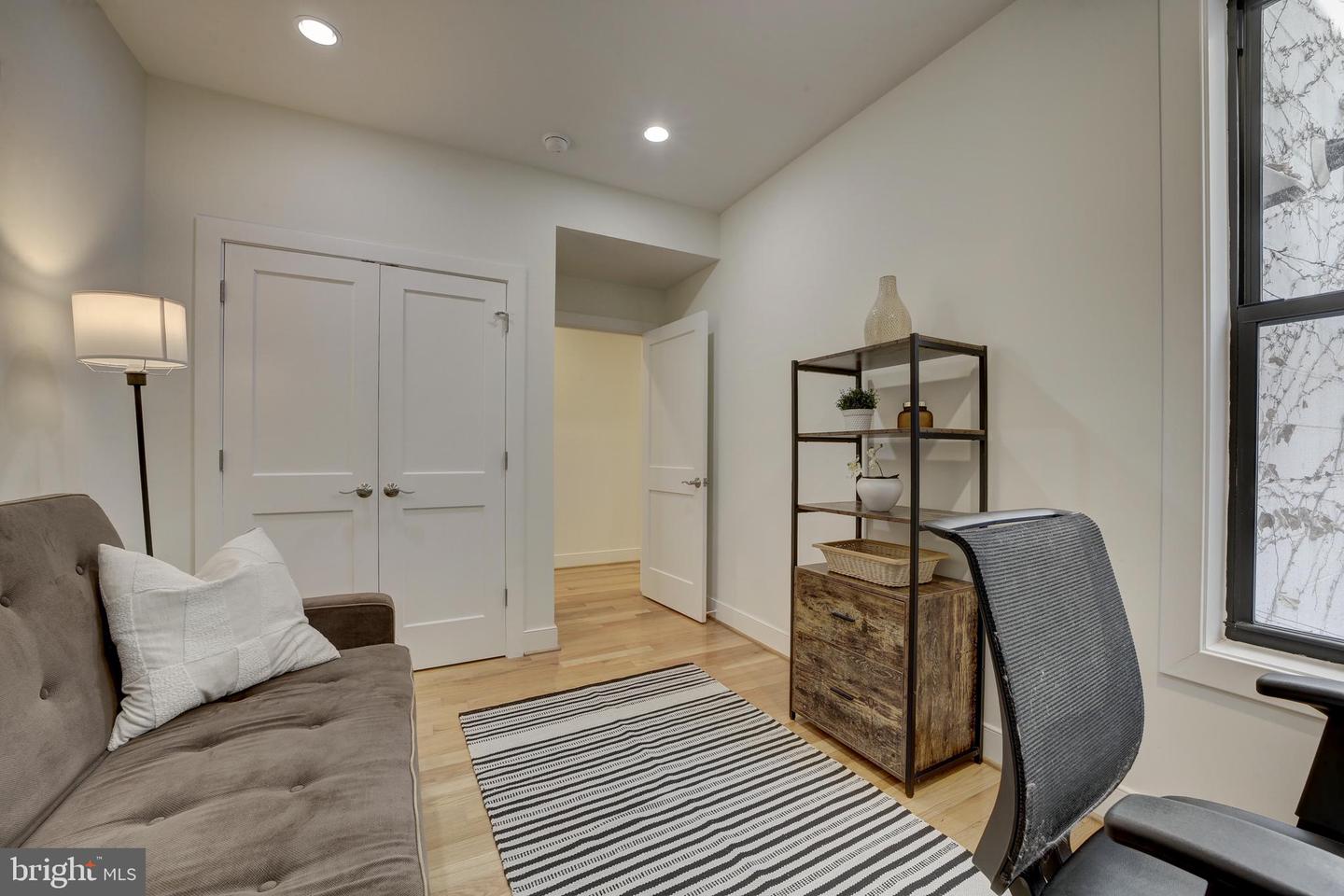 2444 ONTARIO RD NW #3, WASHINGTON, District Of Columbia 20009, 2 Bedrooms Bedrooms, ,2 BathroomsBathrooms,Residential,For sale,2444 ONTARIO RD NW #3,DCDC2239572 MLS # DCDC2239572