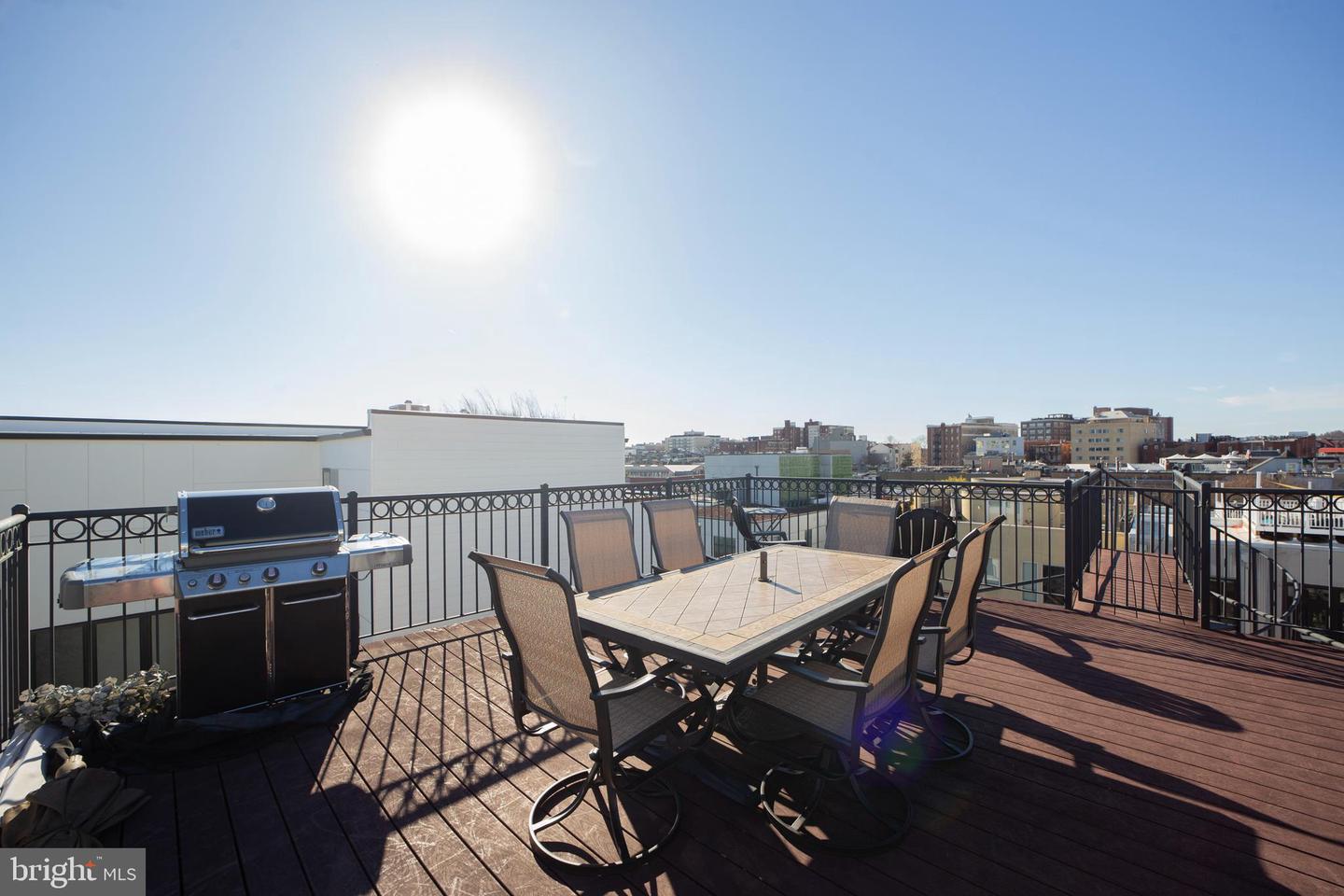 2444 ONTARIO RD NW #3, WASHINGTON, District Of Columbia 20009, 2 Bedrooms Bedrooms, ,2 BathroomsBathrooms,Residential,For sale,2444 ONTARIO RD NW #3,DCDC2239572 MLS # DCDC2239572