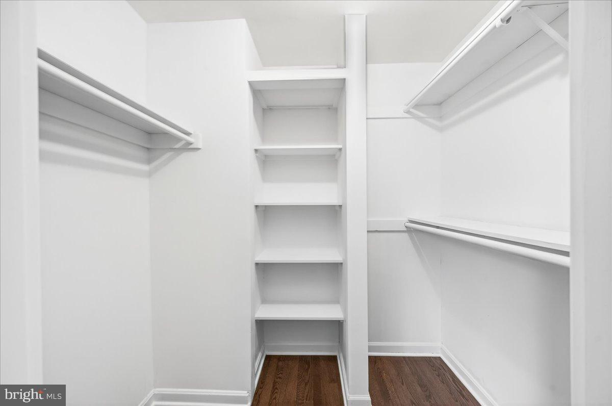 10400 WHITEHEAD ST, FAIRFAX, Virginia 22030, 4 Bedrooms Bedrooms, 9 Rooms Rooms,3 BathroomsBathrooms,Residential,For sale,10400 WHITEHEAD ST,VAFC2007602 MLS # VAFC2007602