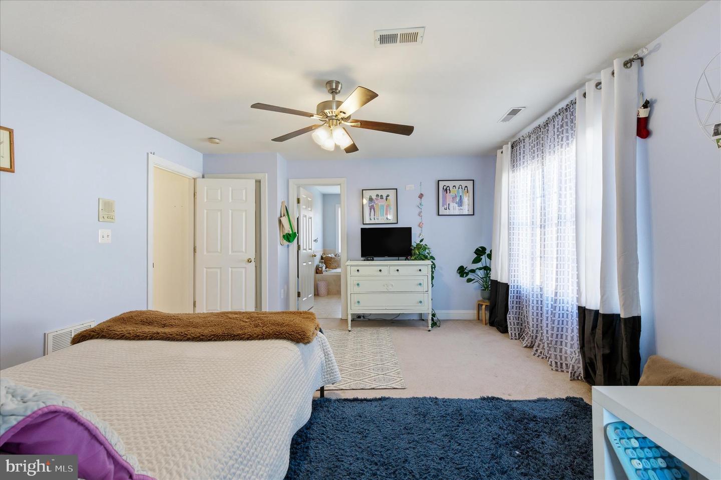 117 HERMITAGE BLVD, BERRYVILLE, Virginia 22611, 5 Bedrooms Bedrooms, ,5 BathroomsBathrooms,Residential,For sale,117 HERMITAGE BLVD,VACL2006292 MLS # VACL2006292