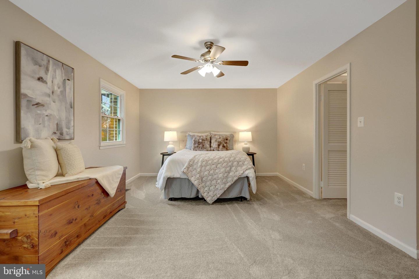 1008 MOORE SW, VIENNA, Virginia 22180, 4 Bedrooms Bedrooms, 12 Rooms Rooms,2 BathroomsBathrooms,Residential,For sale,1008 MOORE SW,VAFX2284112 MLS # VAFX2284112