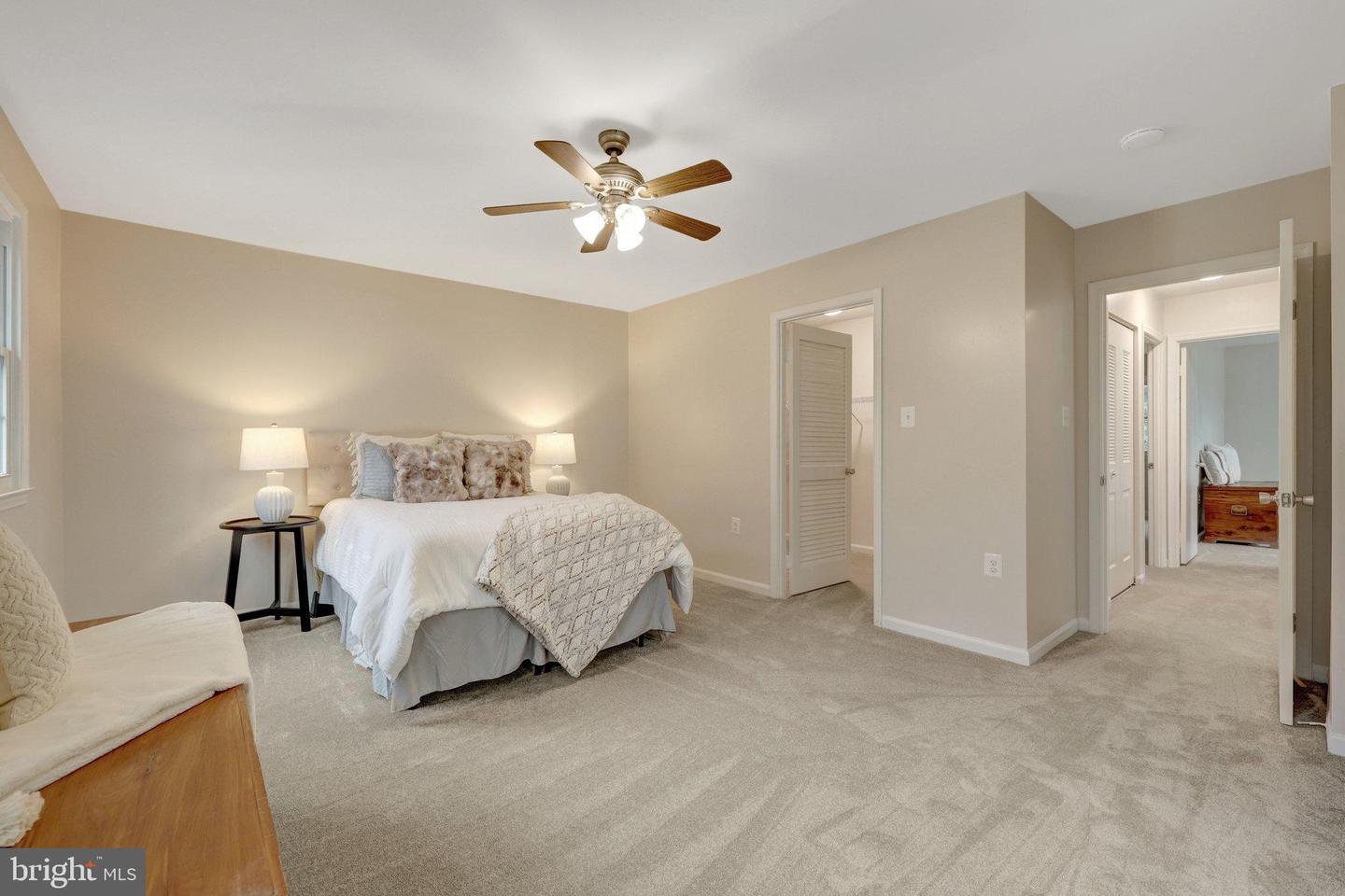 1008 MOORE SW, VIENNA, Virginia 22180, 4 Bedrooms Bedrooms, 12 Rooms Rooms,2 BathroomsBathrooms,Residential,For sale,1008 MOORE SW,VAFX2284112 MLS # VAFX2284112