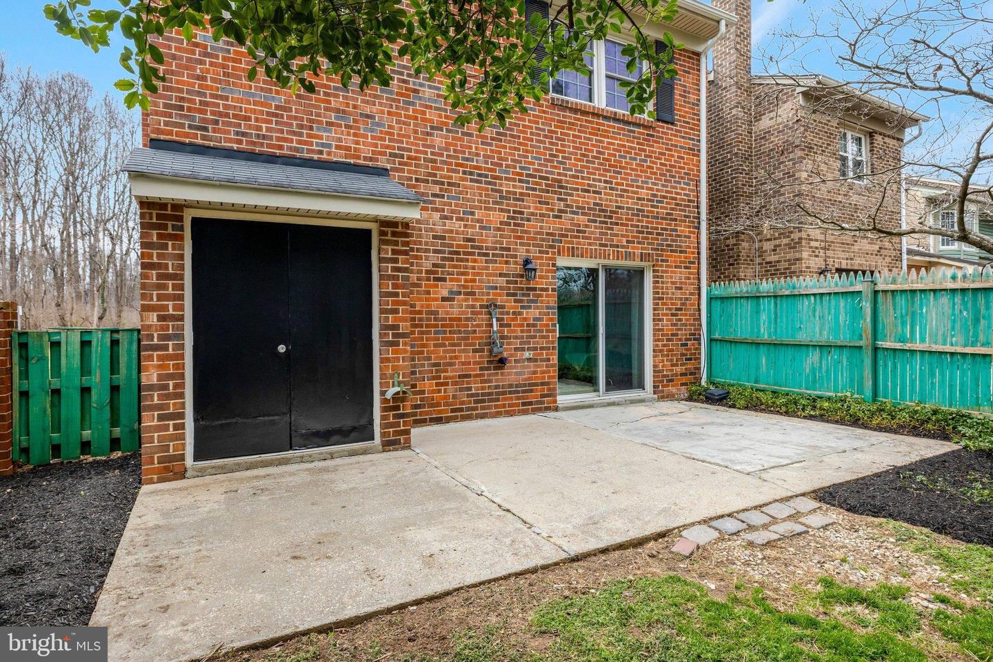 1008 MOORE SW, VIENNA, Virginia 22180, 4 Bedrooms Bedrooms, 12 Rooms Rooms,2 BathroomsBathrooms,Residential,For sale,1008 MOORE SW,VAFX2284112 MLS # VAFX2284112