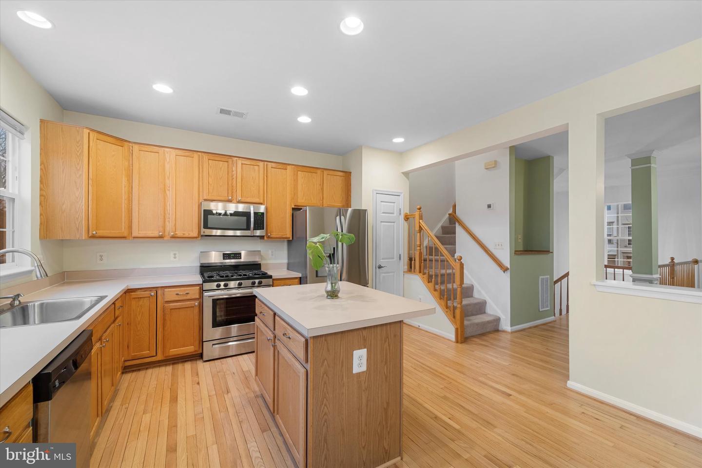 9222 ACER LN, MANASSAS, Virginia 20110, 3 Bedrooms Bedrooms, ,2 BathroomsBathrooms,Residential,For sale,9222 ACER LN,VAMN2009886 MLS # VAMN2009886