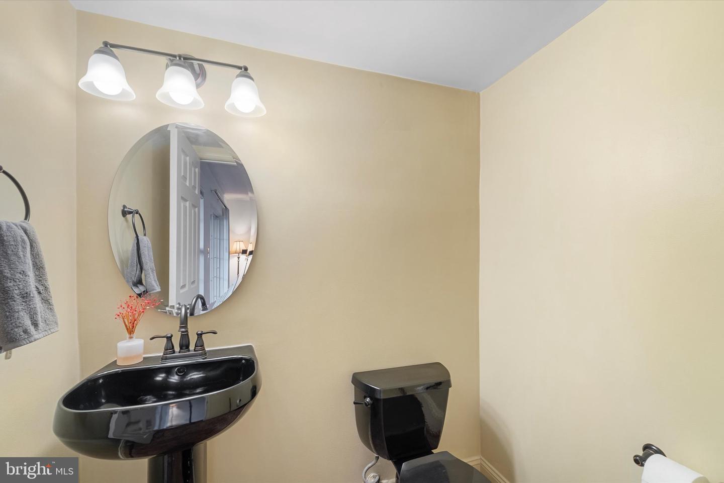 9222 ACER LN, MANASSAS, Virginia 20110, 3 Bedrooms Bedrooms, ,2 BathroomsBathrooms,Residential,For sale,9222 ACER LN,VAMN2009886 MLS # VAMN2009886