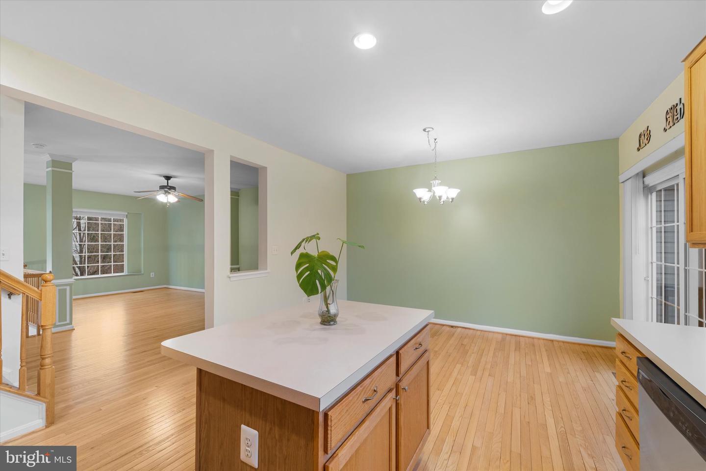 9222 ACER LN, MANASSAS, Virginia 20110, 3 Bedrooms Bedrooms, ,2 BathroomsBathrooms,Residential,For sale,9222 ACER LN,VAMN2009886 MLS # VAMN2009886