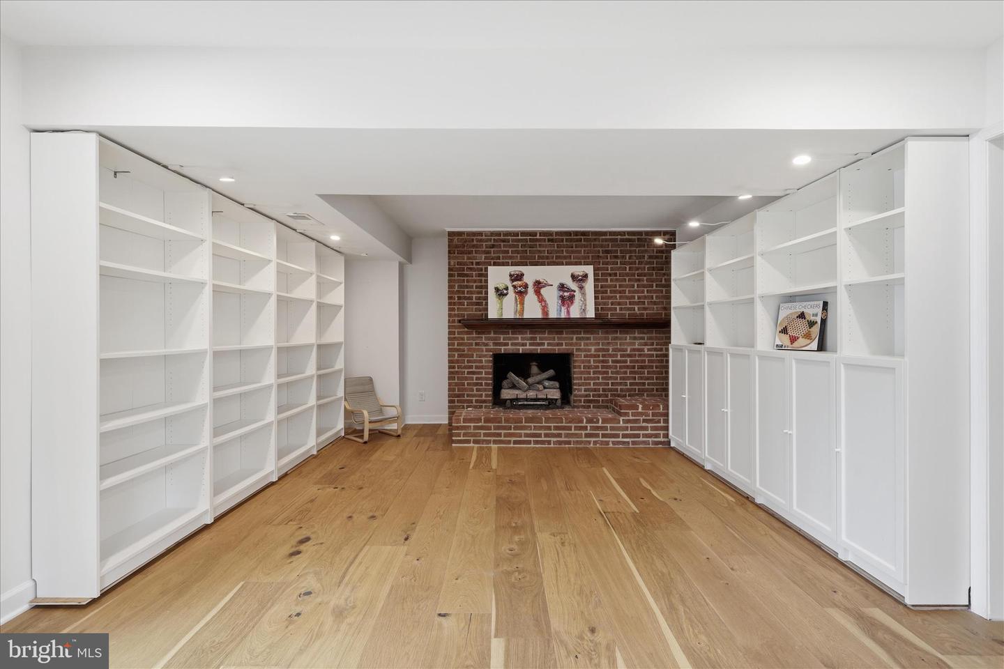 10412 SAMAGA DR, OAKTON, Virginia 22124, 5 Bedrooms Bedrooms, ,3 BathroomsBathrooms,Residential,For sale,10412 SAMAGA DR,VAFX2284128 MLS # VAFX2284128