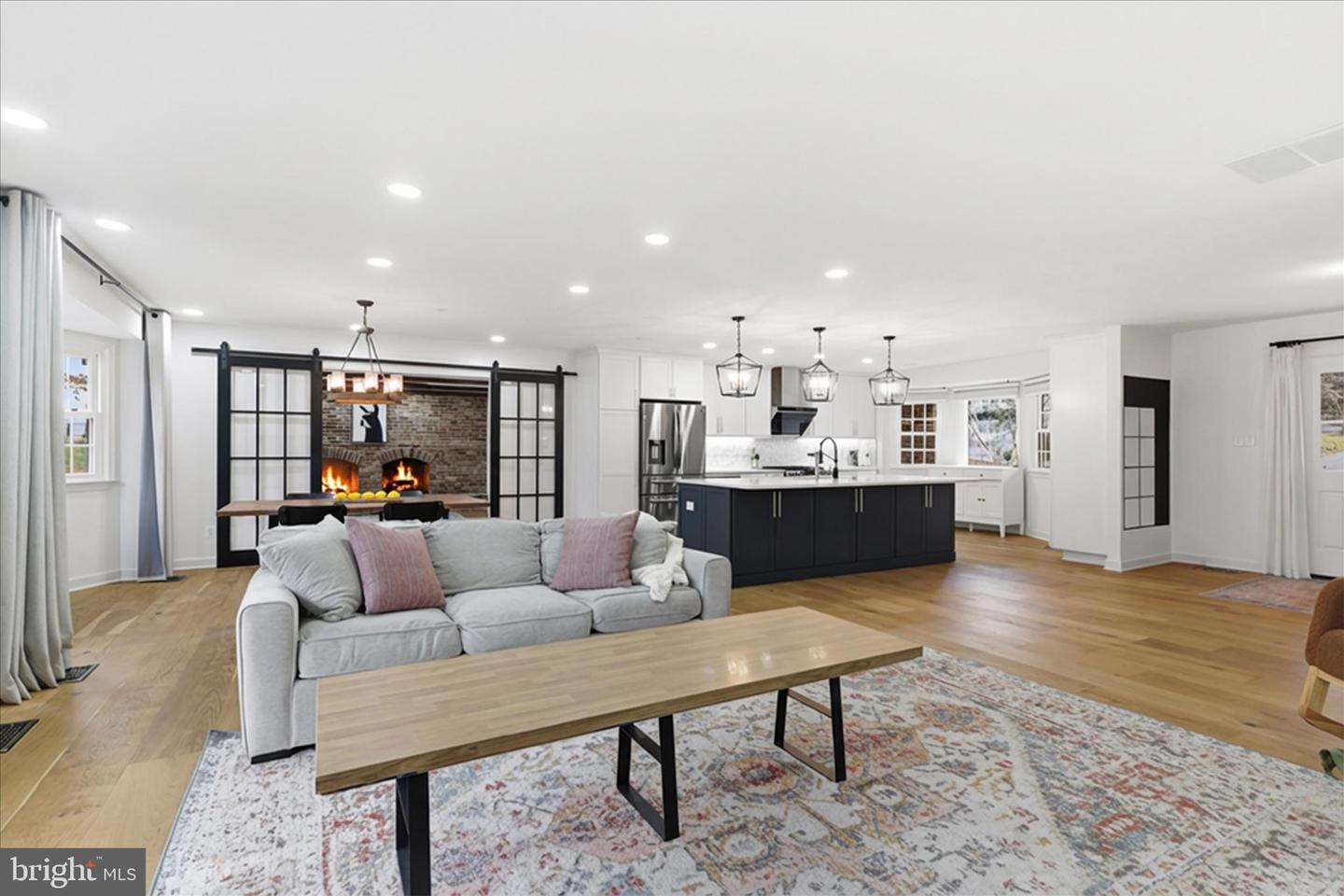 10412 SAMAGA DR, OAKTON, Virginia 22124, 5 Bedrooms Bedrooms, ,3 BathroomsBathrooms,Residential,For sale,10412 SAMAGA DR,VAFX2284128 MLS # VAFX2284128