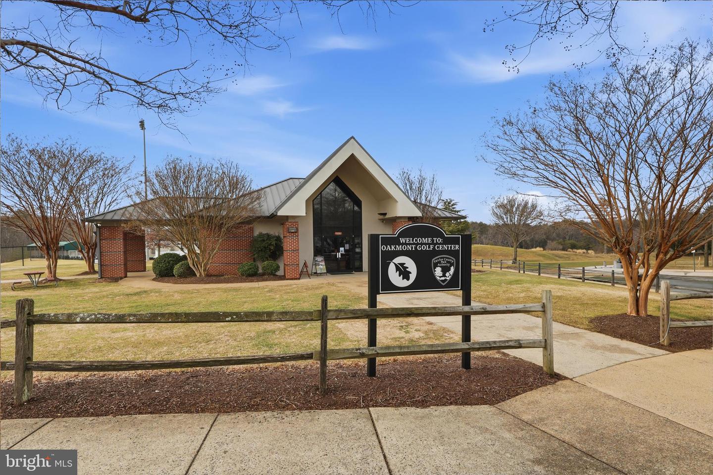 10412 SAMAGA DR, OAKTON, Virginia 22124, 5 Bedrooms Bedrooms, ,3 BathroomsBathrooms,Residential,For sale,10412 SAMAGA DR,VAFX2284128 MLS # VAFX2284128