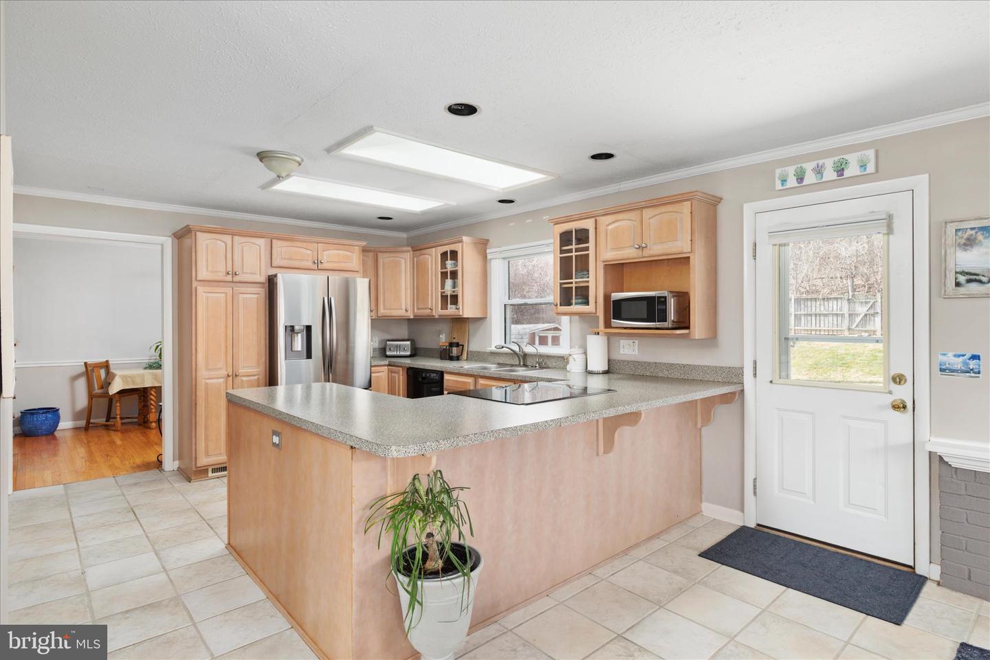 519 WHITACRE ST, WINCHESTER, Virginia 22601, 4 Bedrooms Bedrooms, ,2 BathroomsBathrooms,Residential,For sale,519 WHITACRE ST,VAWI2009672 MLS # VAWI2009672