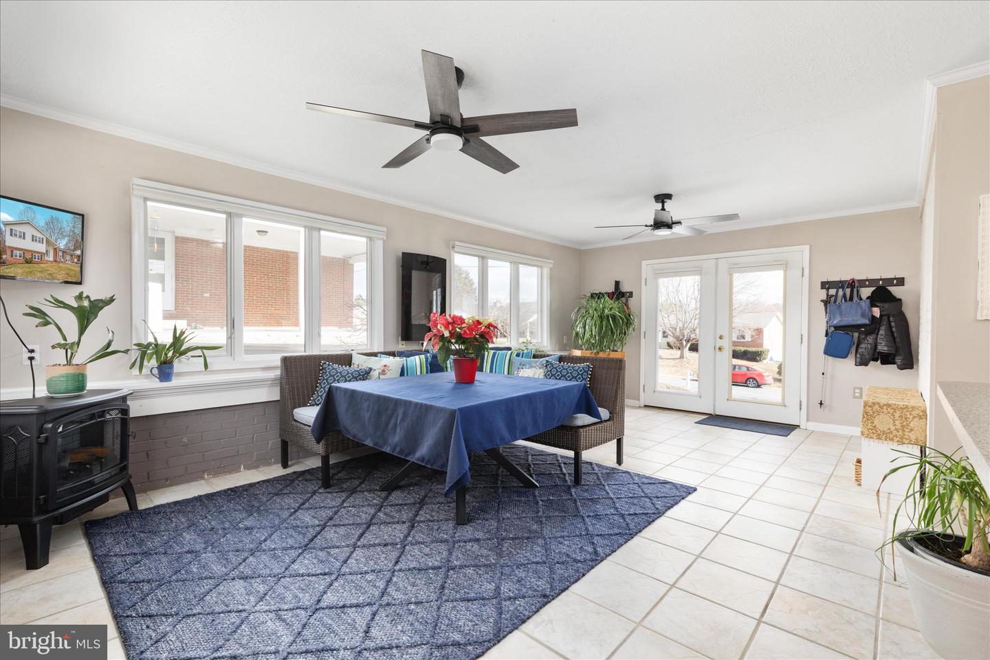 519 WHITACRE ST, WINCHESTER, Virginia 22601, 4 Bedrooms Bedrooms, ,2 BathroomsBathrooms,Residential,For sale,519 WHITACRE ST,VAWI2009672 MLS # VAWI2009672