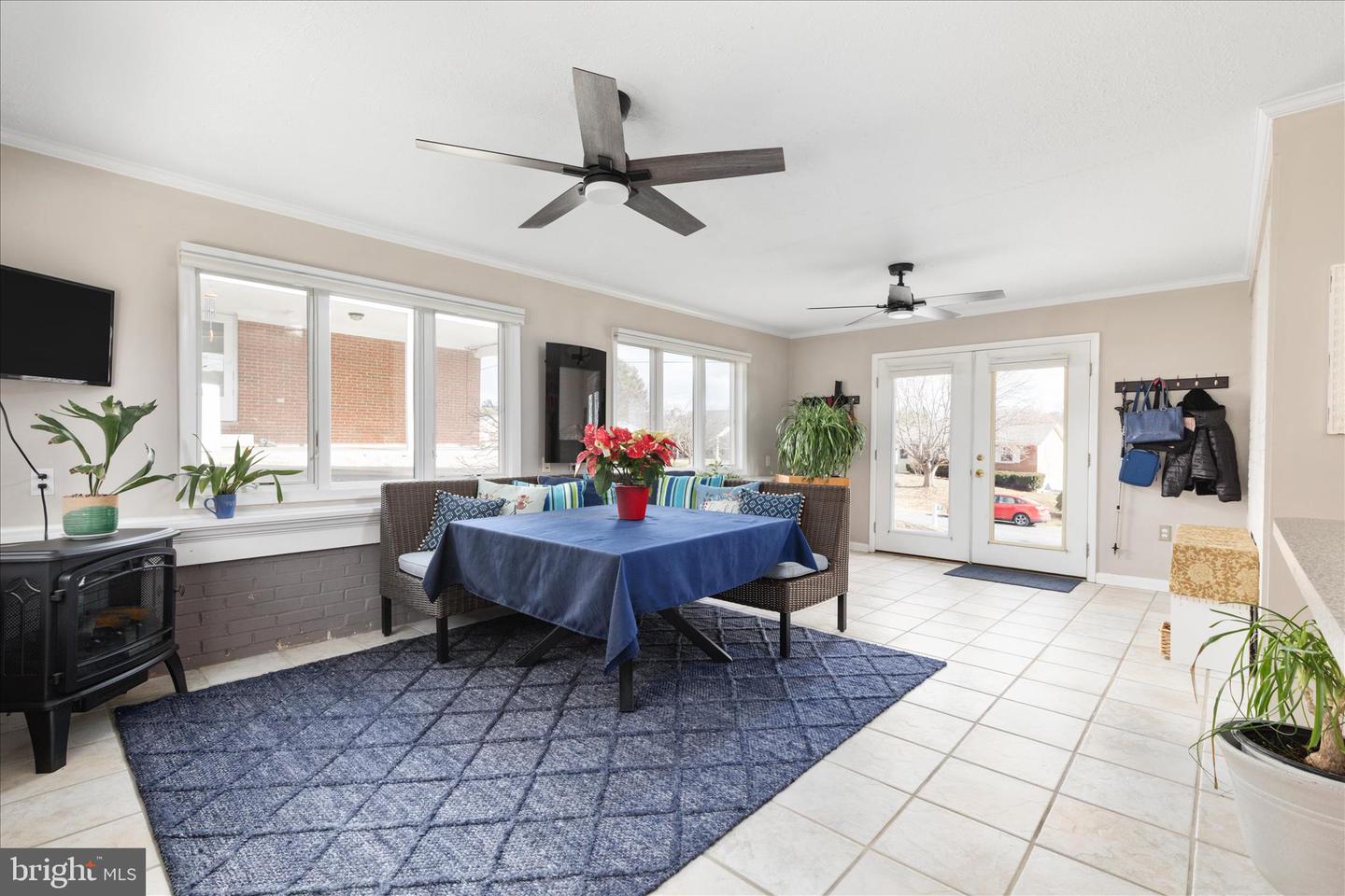 519 WHITACRE ST, WINCHESTER, Virginia 22601, 4 Bedrooms Bedrooms, ,2 BathroomsBathrooms,Residential,For sale,519 WHITACRE ST,VAWI2009672 MLS # VAWI2009672