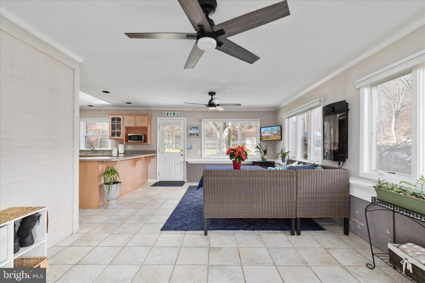 519 WHITACRE ST, WINCHESTER, Virginia 22601, 4 Bedrooms Bedrooms, ,2 BathroomsBathrooms,Residential,For sale,519 WHITACRE ST,VAWI2009672 MLS # VAWI2009672