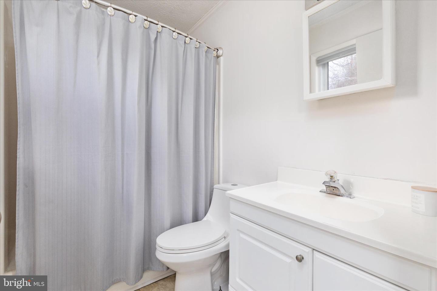 519 WHITACRE ST, WINCHESTER, Virginia 22601, 4 Bedrooms Bedrooms, ,2 BathroomsBathrooms,Residential,For sale,519 WHITACRE ST,VAWI2009672 MLS # VAWI2009672