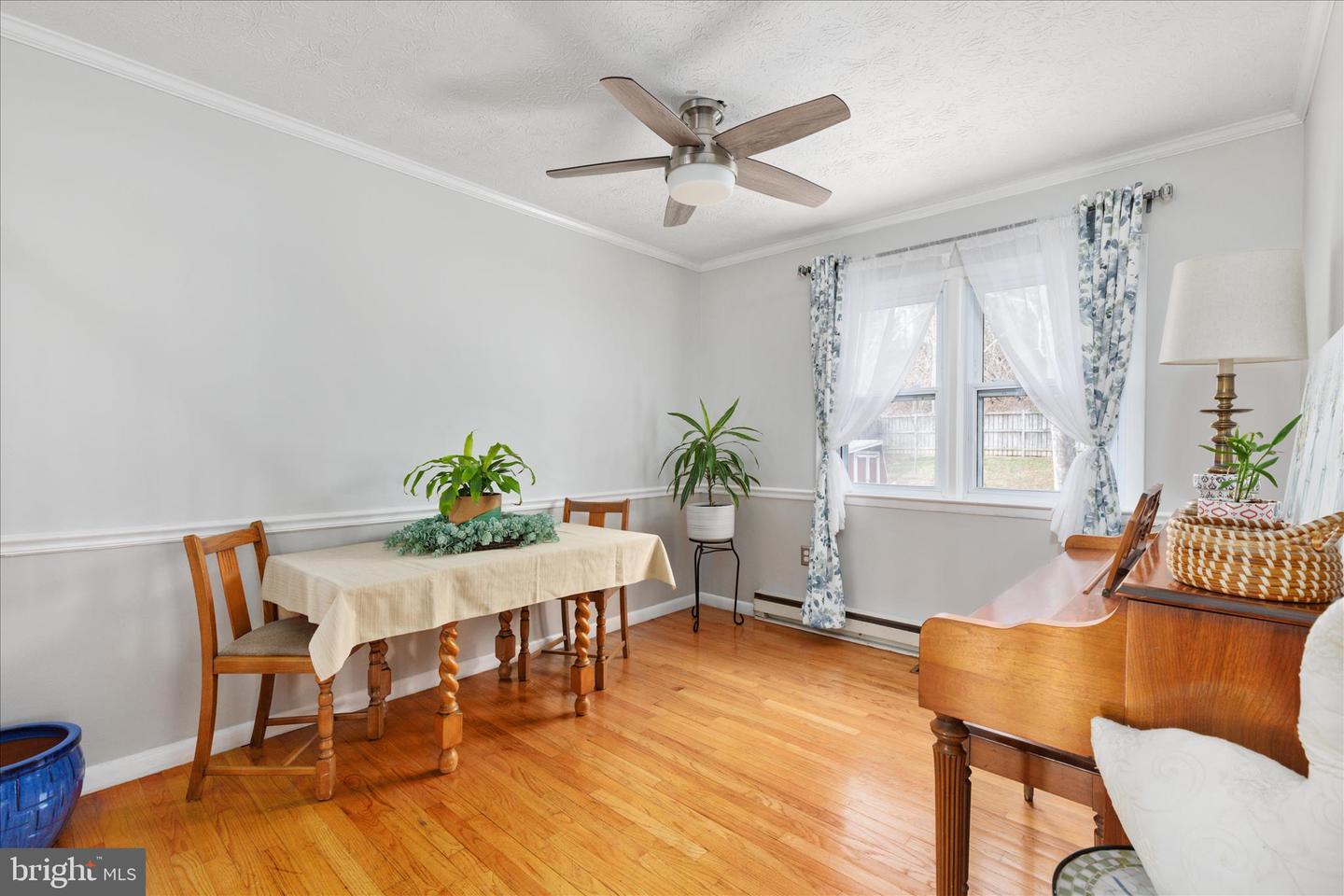 519 WHITACRE ST, WINCHESTER, Virginia 22601, 4 Bedrooms Bedrooms, ,2 BathroomsBathrooms,Residential,For sale,519 WHITACRE ST,VAWI2009672 MLS # VAWI2009672