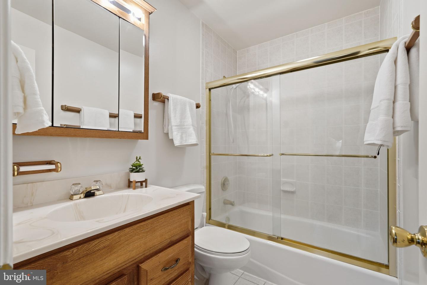 15020 ROLLING RIDGE RD, HAYMARKET, Virginia 20169, 3 Bedrooms Bedrooms, ,2 BathroomsBathrooms,Residential,For sale,15020 ROLLING RIDGE RD,VAPW2109964 MLS # VAPW2109964