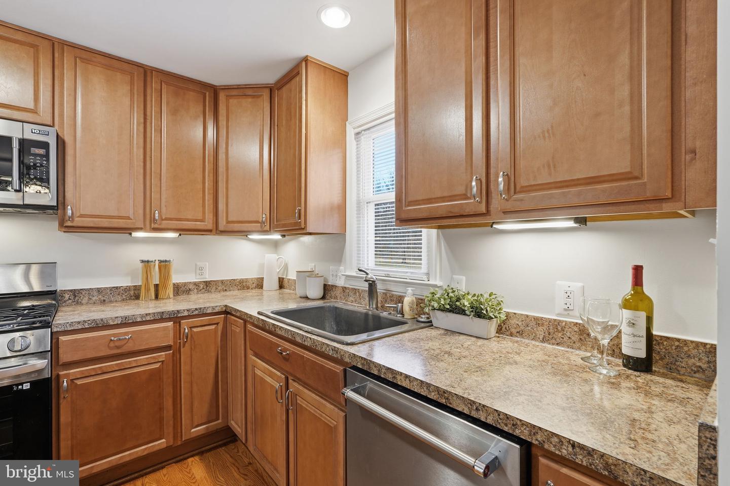 15020 ROLLING RIDGE RD, HAYMARKET, Virginia 20169, 3 Bedrooms Bedrooms, ,2 BathroomsBathrooms,Residential,For sale,15020 ROLLING RIDGE RD,VAPW2109964 MLS # VAPW2109964