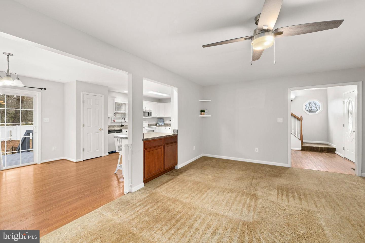 617 WAKEFIELD DR, COLONIAL BEACH, Virginia 22443, 3 Bedrooms Bedrooms, 9 Rooms Rooms,2 BathroomsBathrooms,Residential,For sale,617 WAKEFIELD DR,VAWE2010314 MLS # VAWE2010314