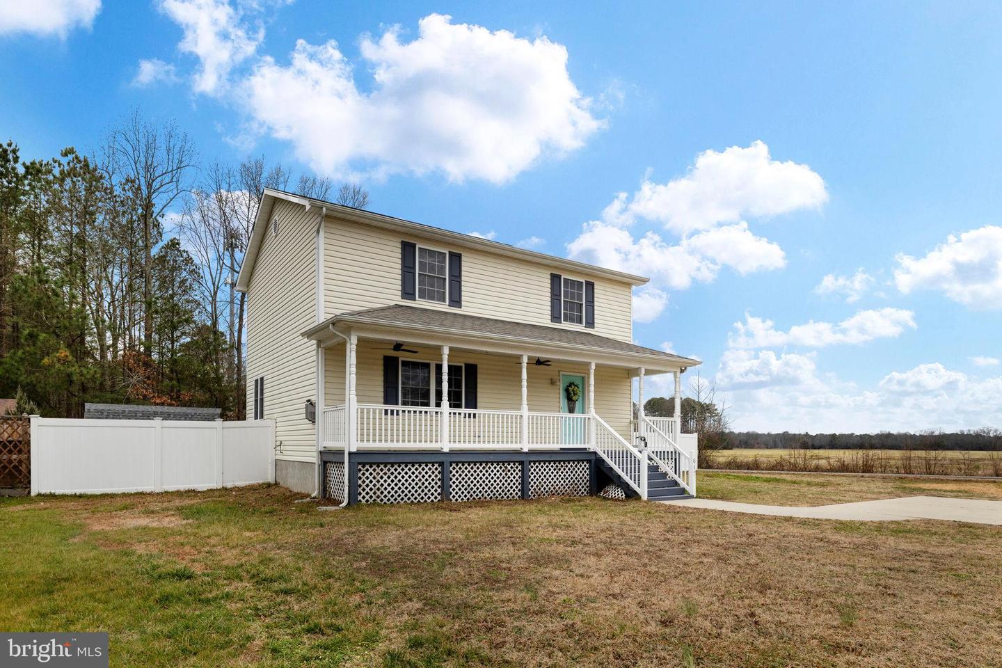 617 WAKEFIELD DR, COLONIAL BEACH, Virginia 22443, 3 Bedrooms Bedrooms, 9 Rooms Rooms,2 BathroomsBathrooms,Residential,For sale,617 WAKEFIELD DR,VAWE2010314 MLS # VAWE2010314