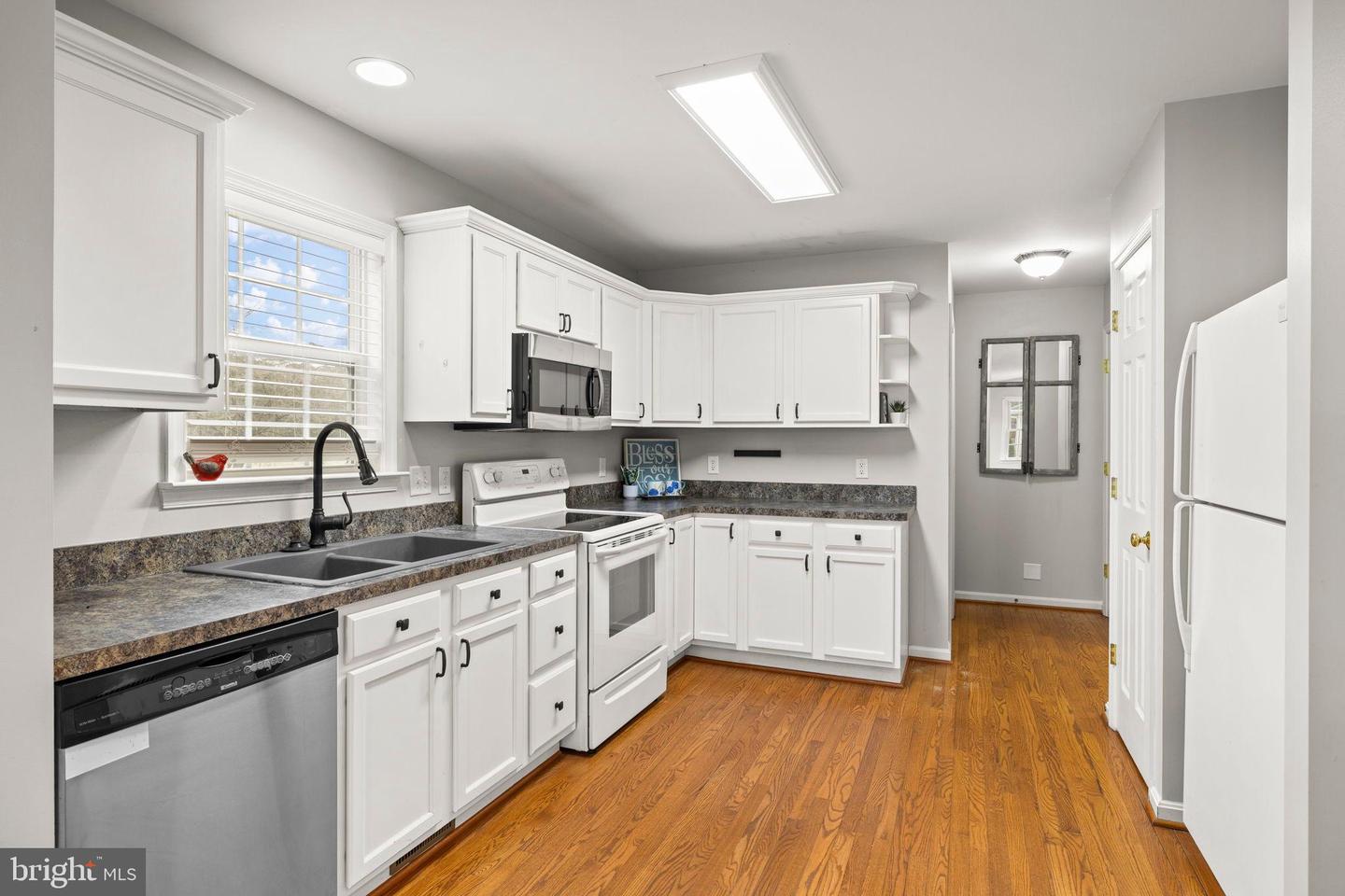 617 WAKEFIELD DR, COLONIAL BEACH, Virginia 22443, 3 Bedrooms Bedrooms, 9 Rooms Rooms,2 BathroomsBathrooms,Residential,For sale,617 WAKEFIELD DR,VAWE2010314 MLS # VAWE2010314