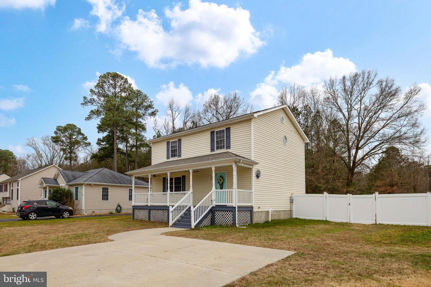 617 WAKEFIELD DR, COLONIAL BEACH, Virginia 22443, 3 Bedrooms Bedrooms, 9 Rooms Rooms,2 BathroomsBathrooms,Residential,For sale,617 WAKEFIELD DR,VAWE2010314 MLS # VAWE2010314