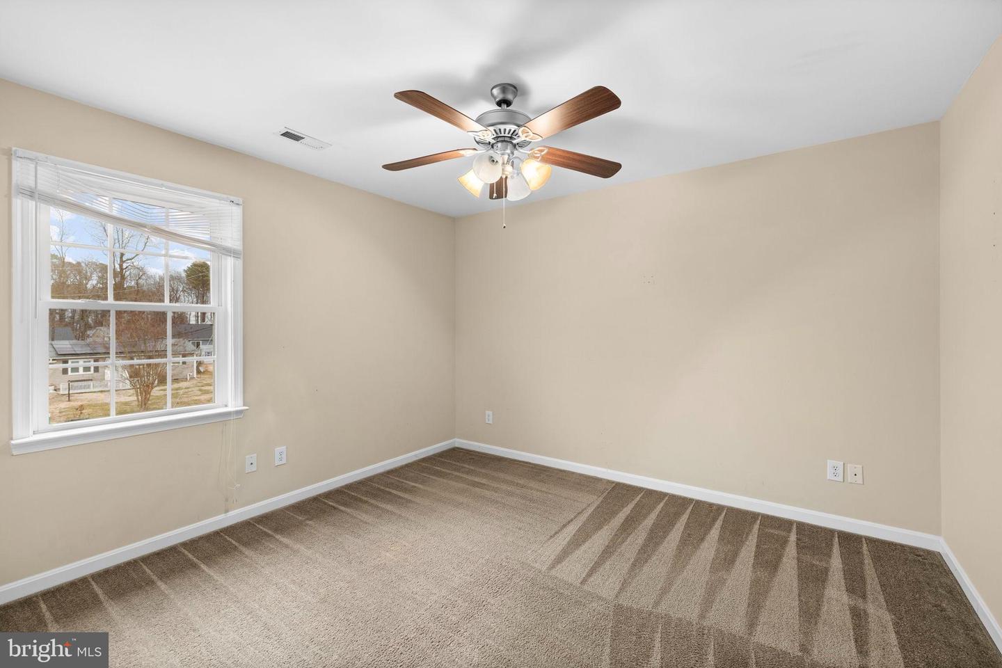 617 WAKEFIELD DR, COLONIAL BEACH, Virginia 22443, 3 Bedrooms Bedrooms, 9 Rooms Rooms,2 BathroomsBathrooms,Residential,For sale,617 WAKEFIELD DR,VAWE2010314 MLS # VAWE2010314