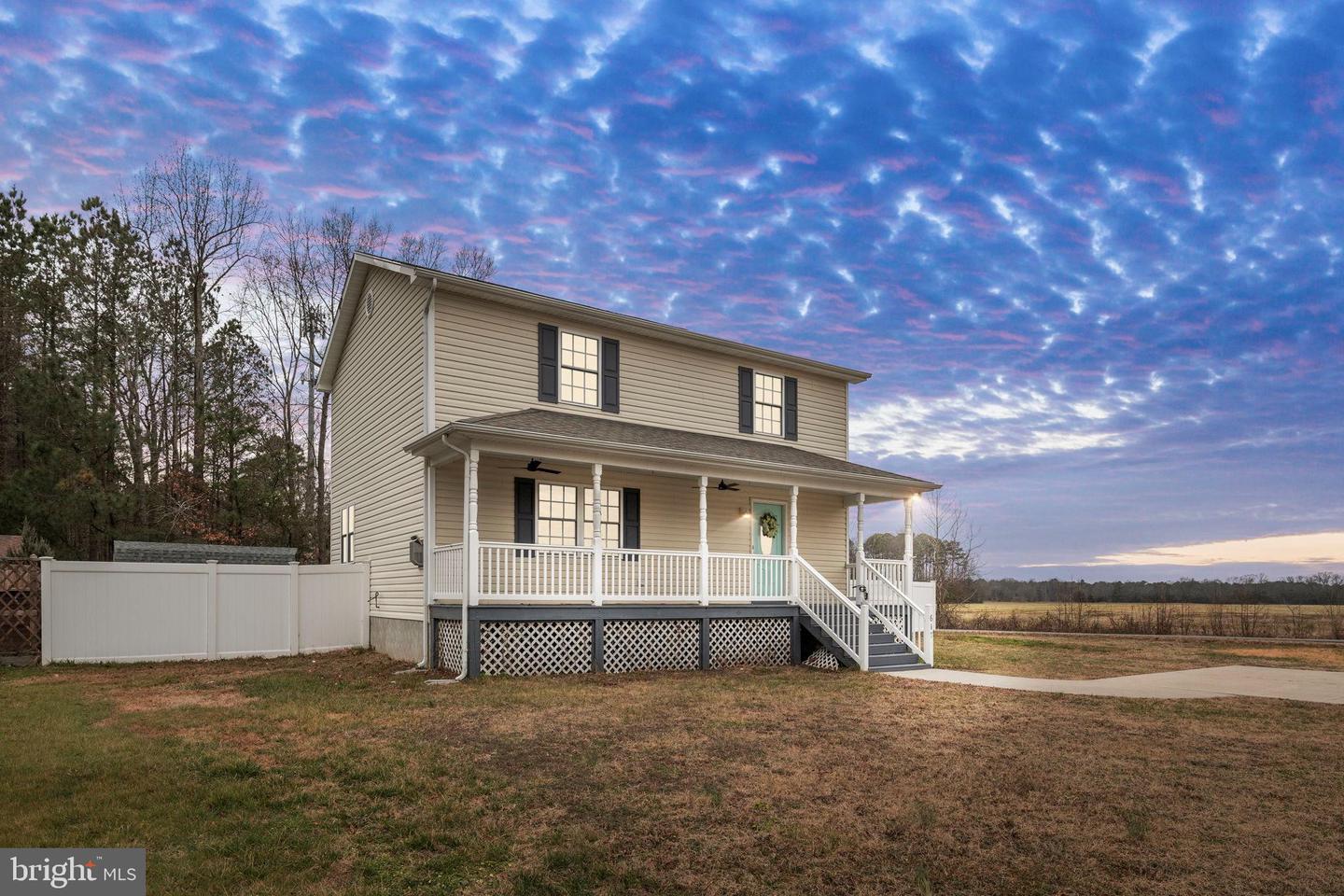 617 WAKEFIELD DR, COLONIAL BEACH, Virginia 22443, 3 Bedrooms Bedrooms, 9 Rooms Rooms,2 BathroomsBathrooms,Residential,For sale,617 WAKEFIELD DR,VAWE2010314 MLS # VAWE2010314