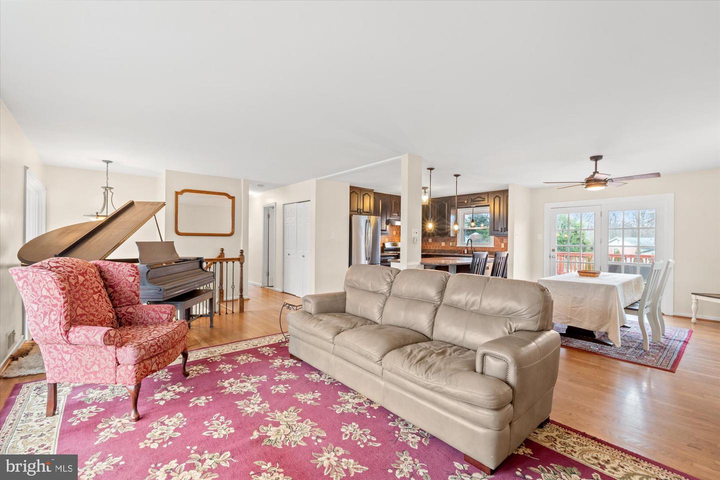 4003 WESTGATE DR, ALEXANDRIA, Virginia 22309, 5 Bedrooms Bedrooms, ,3 BathroomsBathrooms,Residential,For sale,4003 WESTGATE DR,VAFX2284258 MLS # VAFX2284258