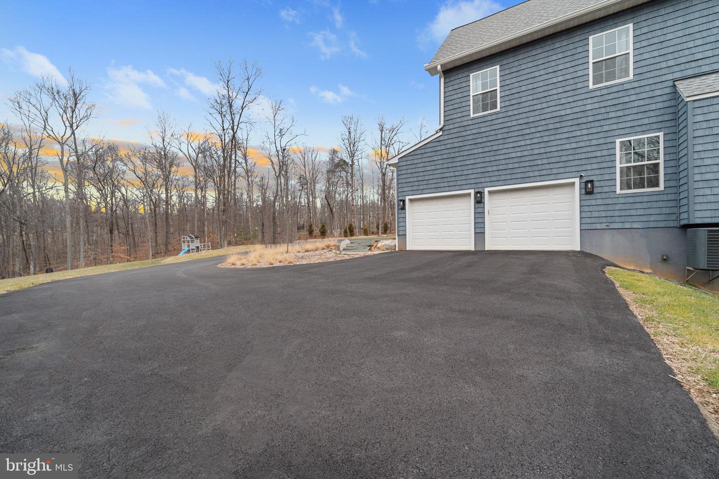 7490 ELMORES LN, WARRENTON, Virginia 20187, 4 Bedrooms Bedrooms, ,3 BathroomsBathrooms,Residential,For sale,7490 ELMORES LN,VAFQ2020048 MLS # VAFQ2020048