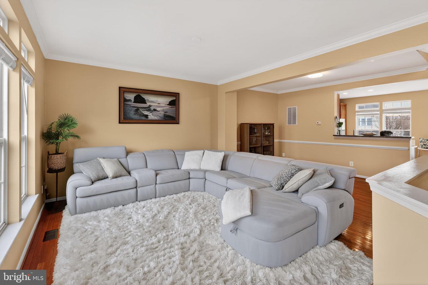 16636 BARGE CIR, WOODBRIDGE, Virginia 22191, 4 Bedrooms Bedrooms, ,3 BathroomsBathrooms,Residential,For sale,16636 BARGE CIR,VAPW2109998 MLS # VAPW2109998