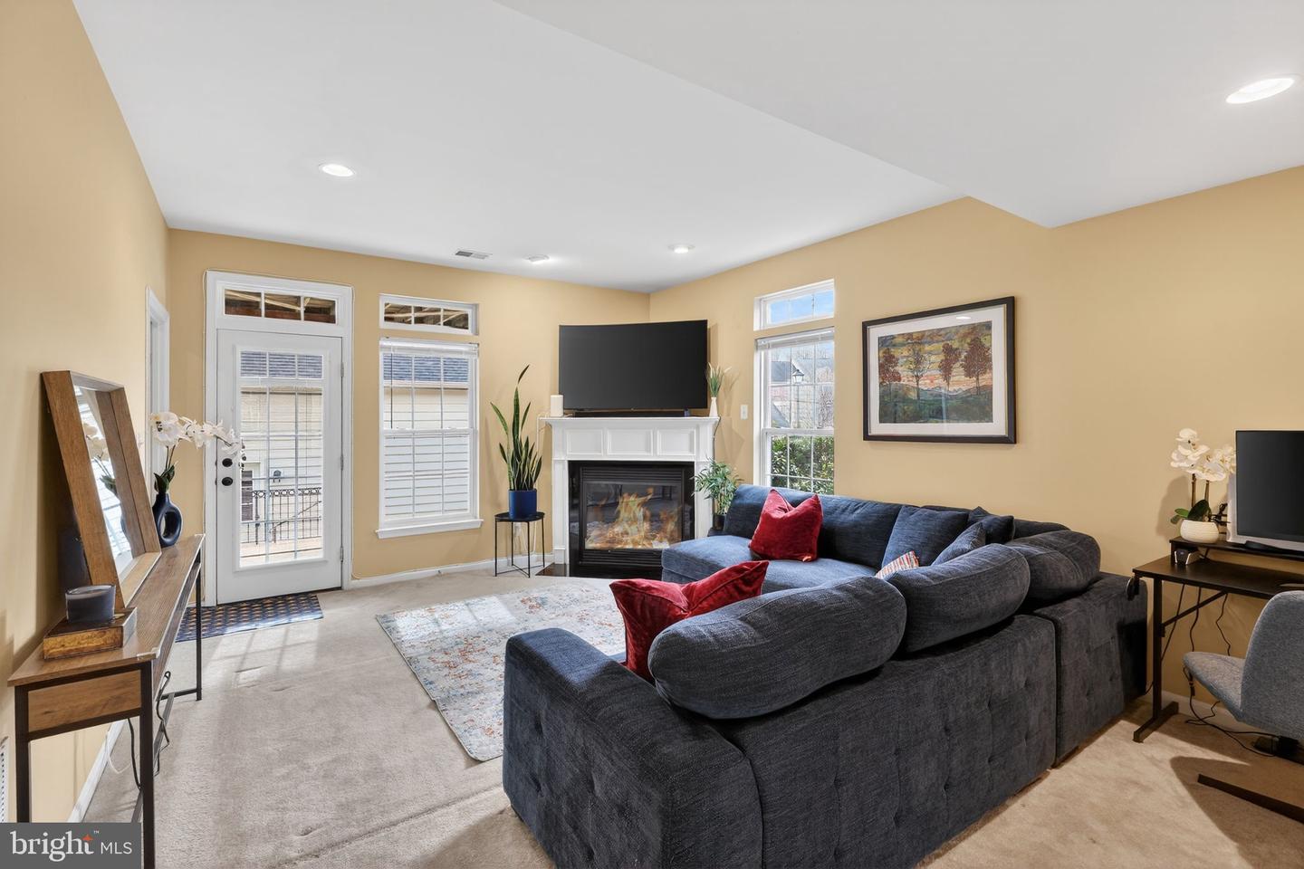 16636 BARGE CIR, WOODBRIDGE, Virginia 22191, 4 Bedrooms Bedrooms, ,3 BathroomsBathrooms,Residential,For sale,16636 BARGE CIR,VAPW2109998 MLS # VAPW2109998