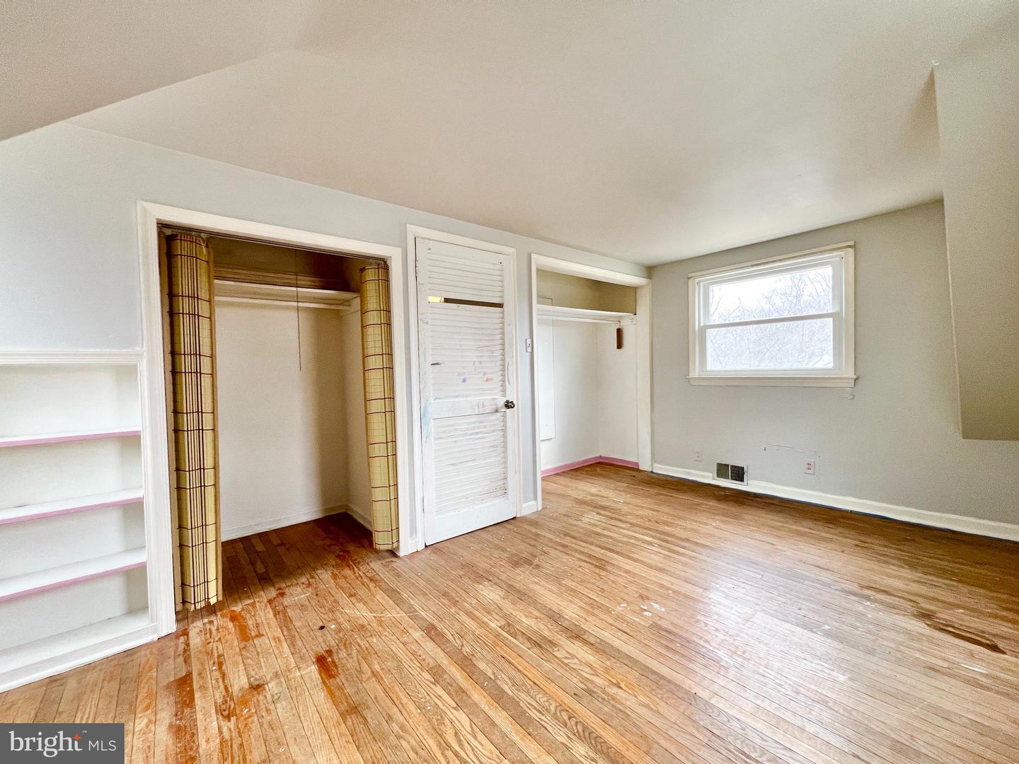 7330 POPLAR CT, FALLS CHURCH, Virginia 22042, 4 Bedrooms Bedrooms, ,2 BathroomsBathrooms,Residential,For sale,7330 POPLAR CT,VAFX2284342 MLS # VAFX2284342