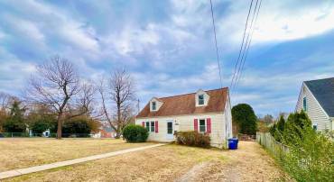 7330 POPLAR CT, FALLS CHURCH, Virginia 22042, 4 Bedrooms Bedrooms, ,2 BathroomsBathrooms,Residential,For sale,7330 POPLAR CT,VAFX2284342 MLS # VAFX2284342