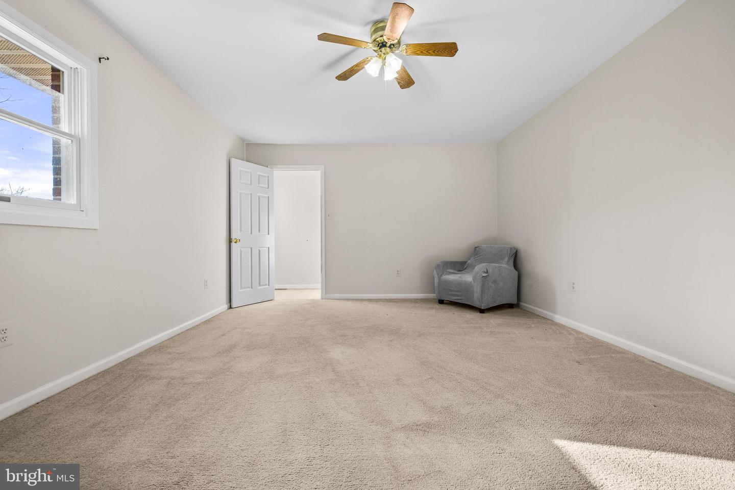 14428 LEE HWY, AMISSVILLE, Virginia 20106, 7 Bedrooms Bedrooms, ,4 BathroomsBathrooms,Residential,For sale,14428 LEE HWY,VARP2002452 MLS # VARP2002452