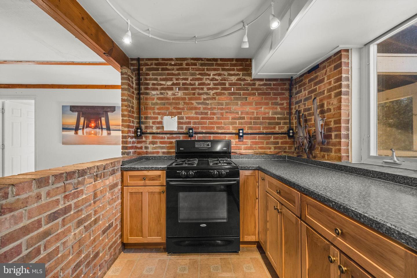 14428 LEE HWY, AMISSVILLE, Virginia 20106, 7 Bedrooms Bedrooms, ,4 BathroomsBathrooms,Residential,For sale,14428 LEE HWY,VARP2002452 MLS # VARP2002452