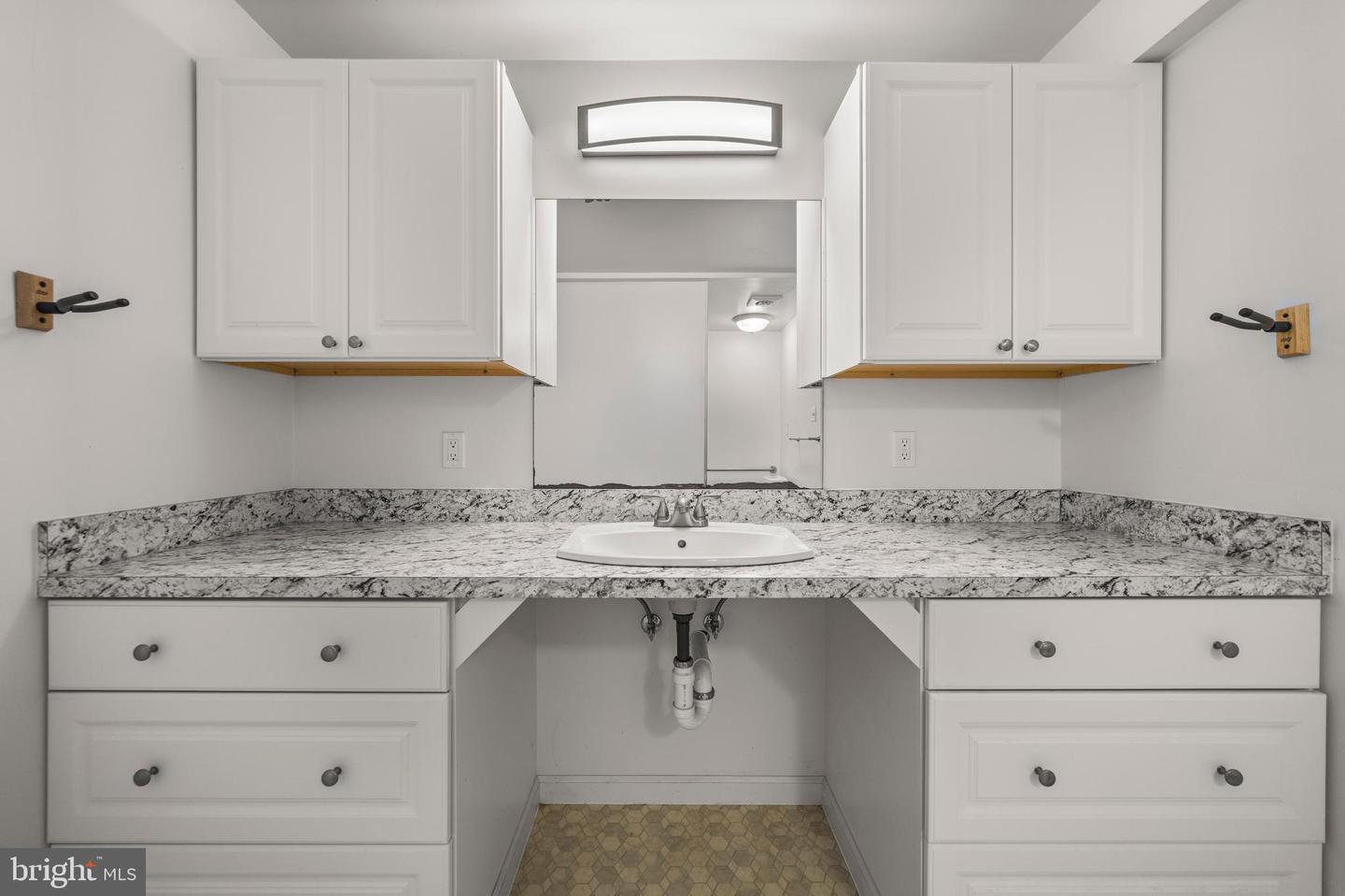 14428 LEE HWY, AMISSVILLE, Virginia 20106, 7 Bedrooms Bedrooms, ,4 BathroomsBathrooms,Residential,For sale,14428 LEE HWY,VARP2002452 MLS # VARP2002452