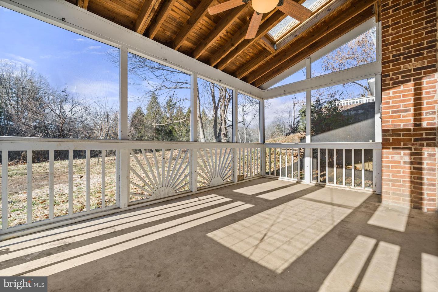 14428 LEE HWY, AMISSVILLE, Virginia 20106, 7 Bedrooms Bedrooms, ,4 BathroomsBathrooms,Residential,For sale,14428 LEE HWY,VARP2002452 MLS # VARP2002452