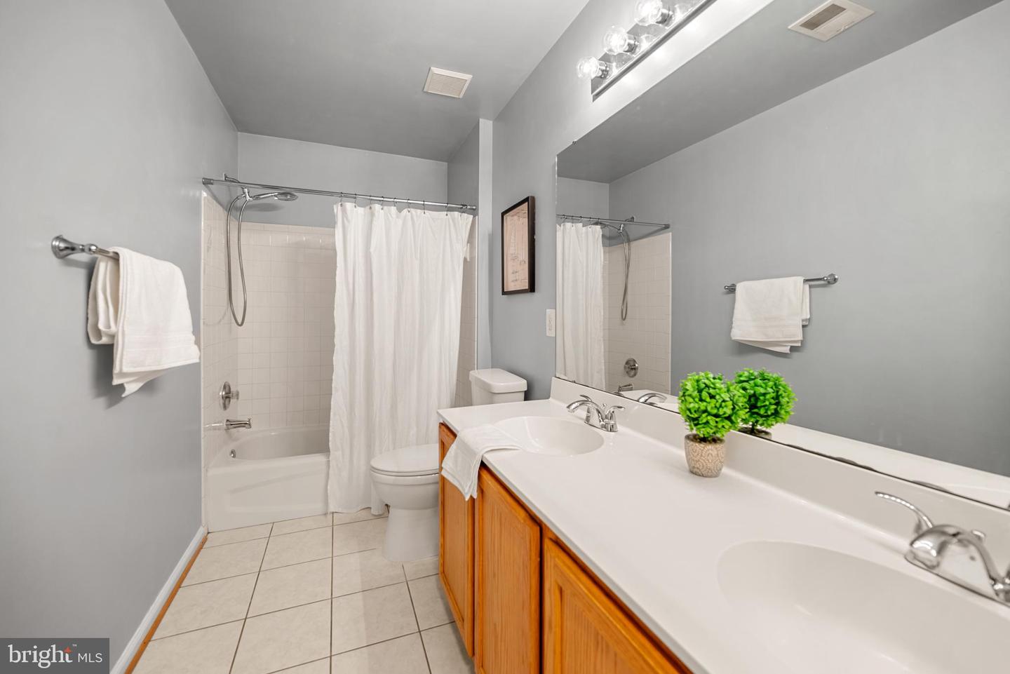 13254 AMBLEWOOD DR, MANASSAS, Virginia 20112, 4 Bedrooms Bedrooms, ,3 BathroomsBathrooms,Residential,For sale,13254 AMBLEWOOD DR,VAPW2110042 MLS # VAPW2110042